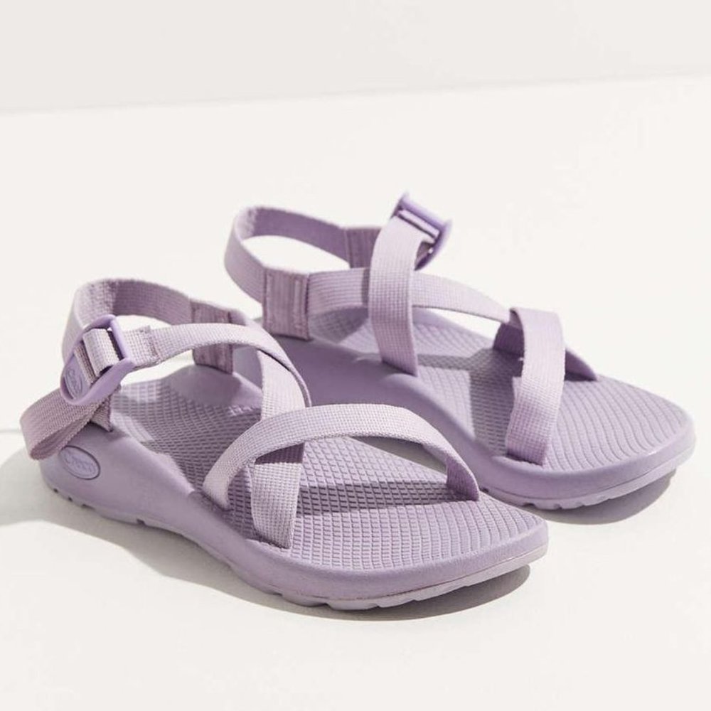 NWT Lavender Chacos Z/1 Classic